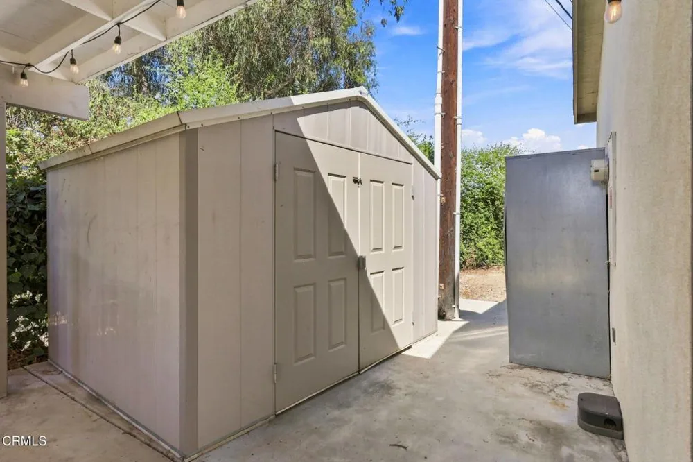 385 Hayes Avenue Ventura, CA 93003