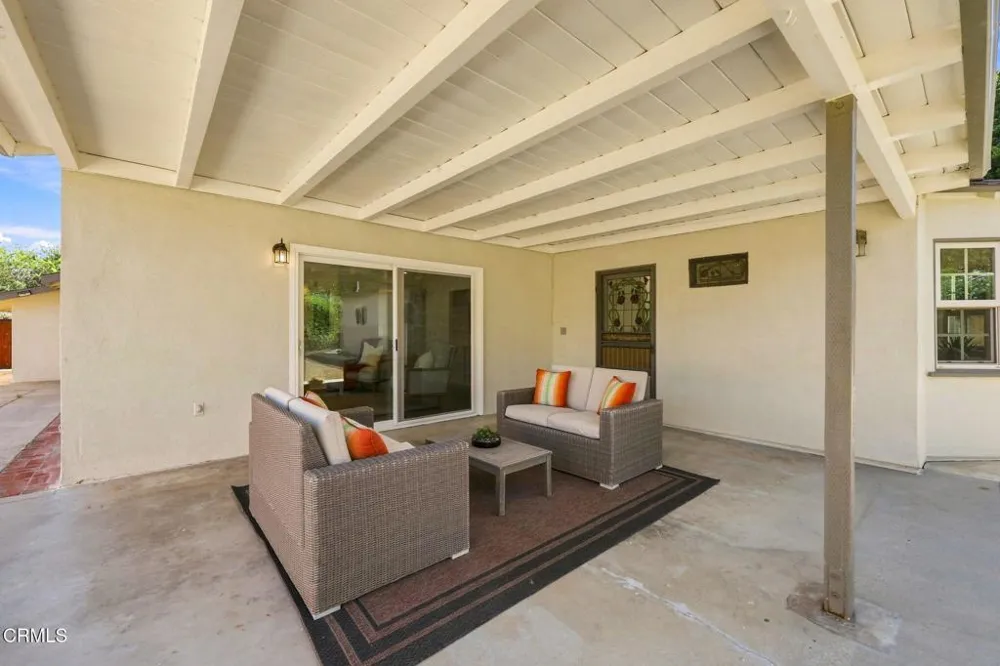 385 Hayes Avenue Ventura, CA 93003