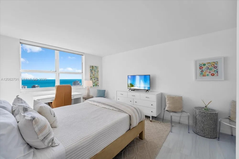 90 Alton Rd #2703 Miami Beach, FL 33139
