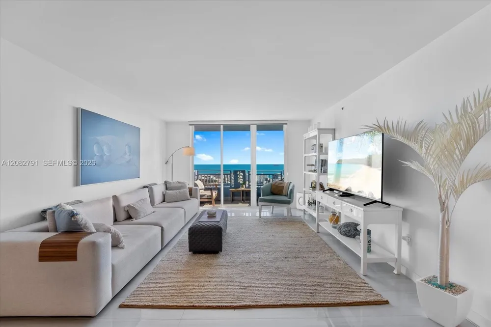90 Alton Rd #2703 Miami Beach, FL 33139