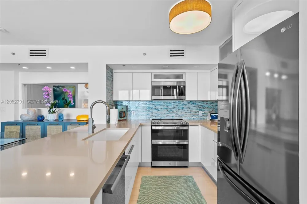 90 Alton Rd #2703 Miami Beach, FL 33139