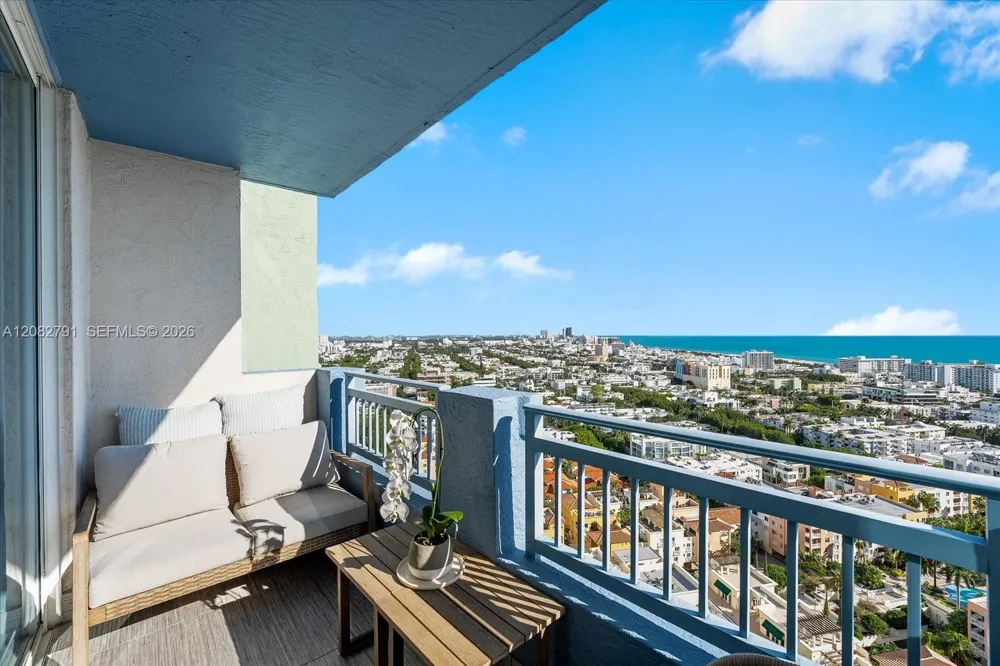 90 Alton Rd #2703 Miami Beach, FL 33139