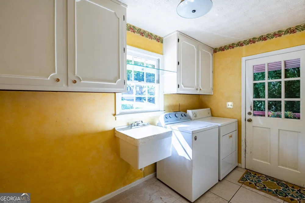 1126 Timothy TER Tucker, GA 30084
