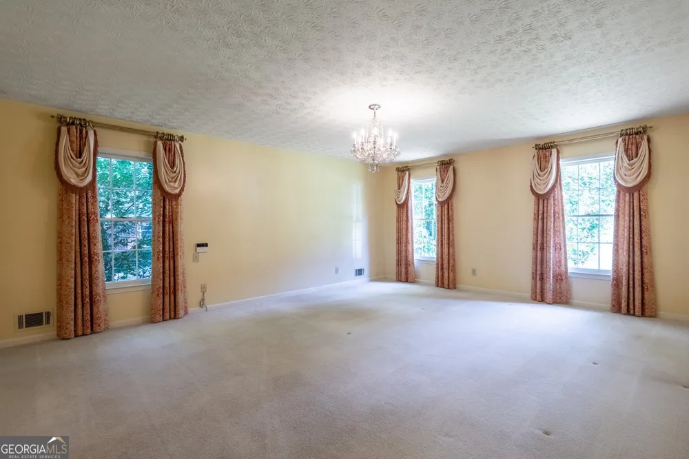 1126 Timothy TER Tucker, GA 30084