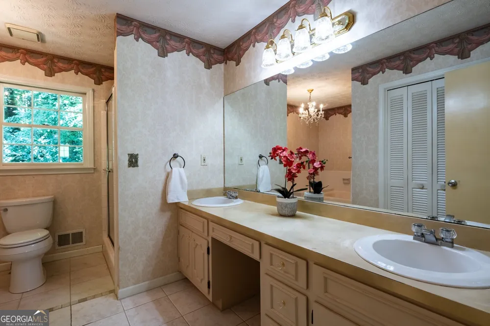 1126 Timothy TER Tucker, GA 30084