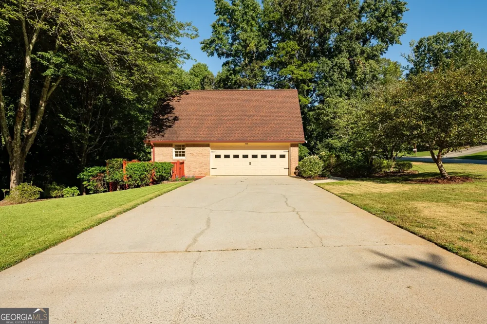 1126 Timothy TER Tucker, GA 30084