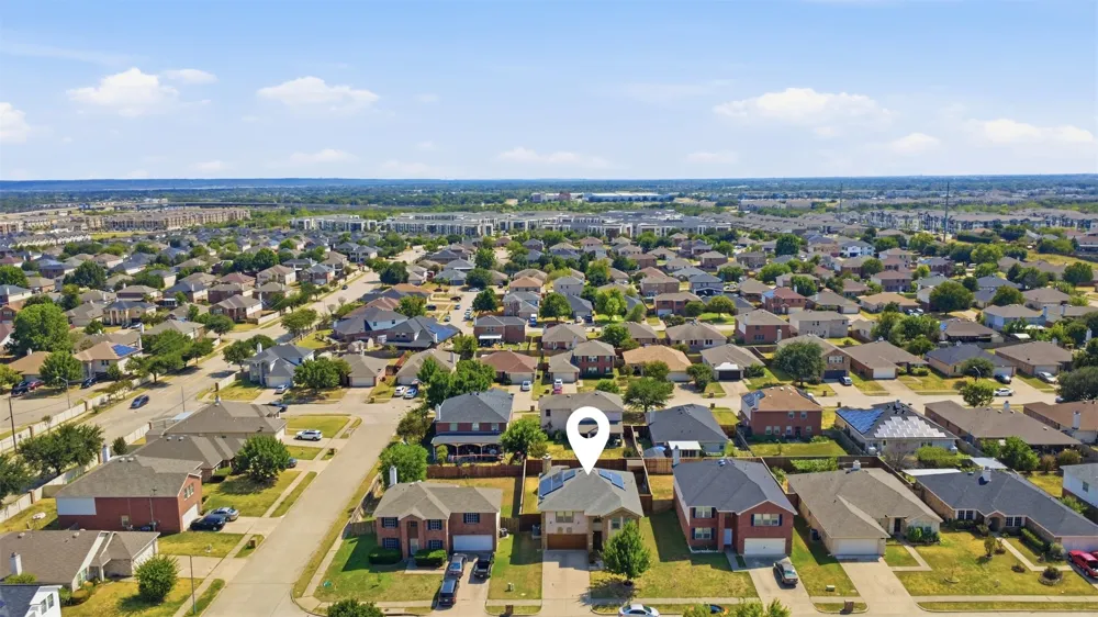 2119 Edgewood Drive Grand Prairie, TX 75052