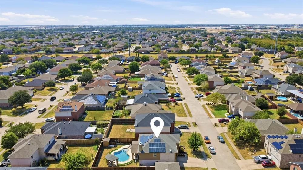 2119 Edgewood Drive Grand Prairie, TX 75052
