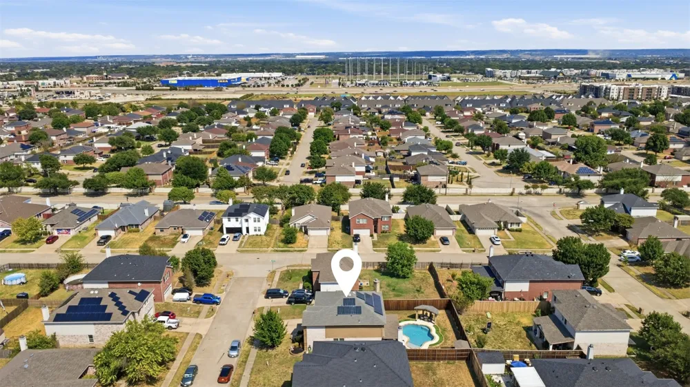 2119 Edgewood Drive Grand Prairie, TX 75052