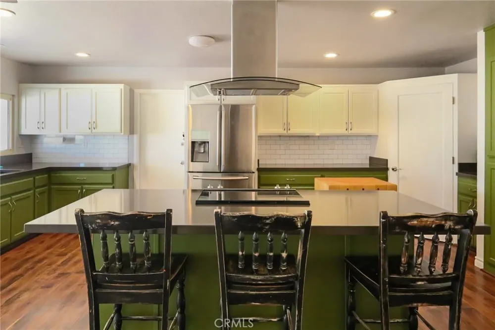 16248 Saint Timothy Apple Valley, CA 92307
