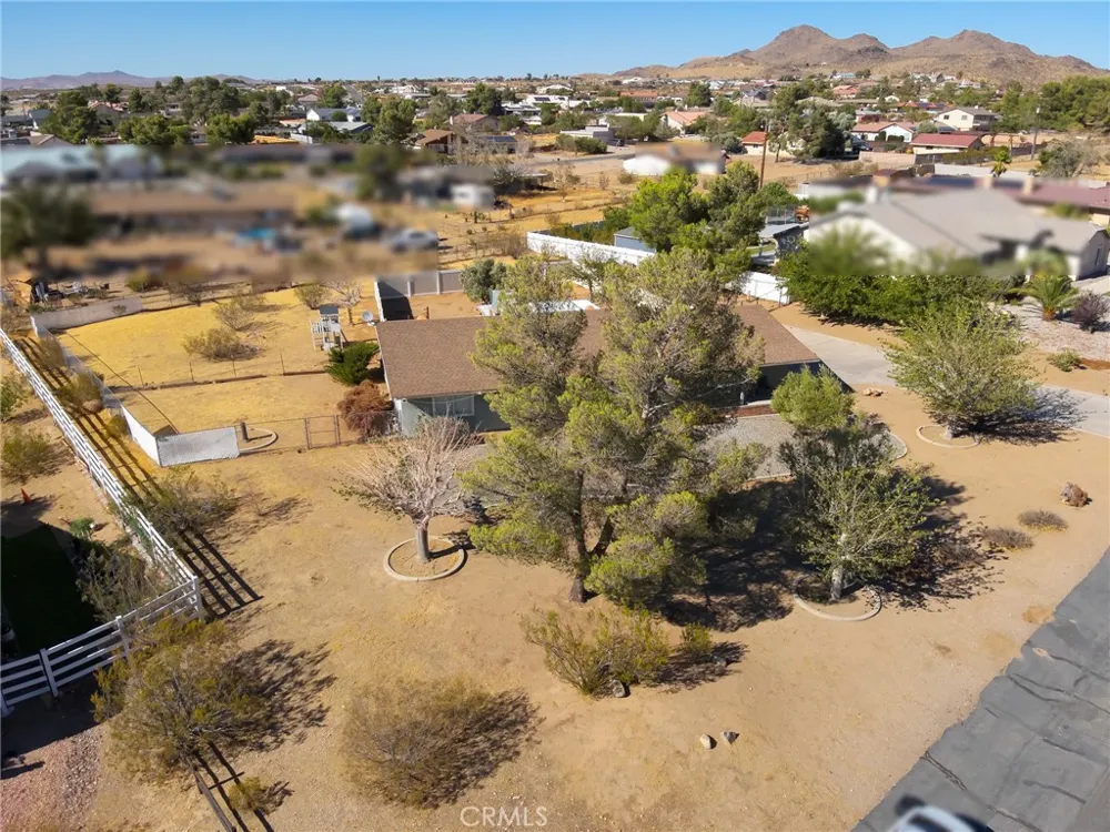 16248 Saint Timothy Apple Valley, CA 92307