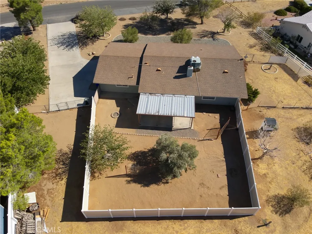 16248 Saint Timothy Apple Valley, CA 92307