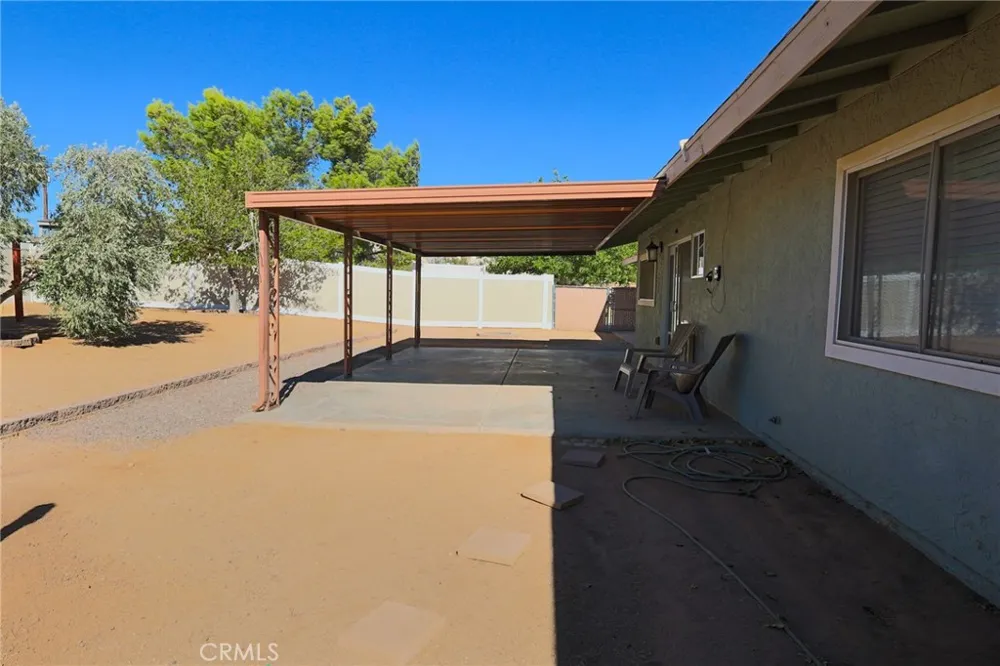 16248 Saint Timothy Apple Valley, CA 92307