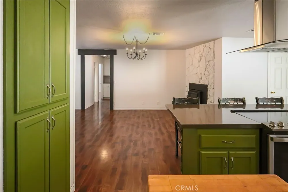16248 Saint Timothy Apple Valley, CA 92307