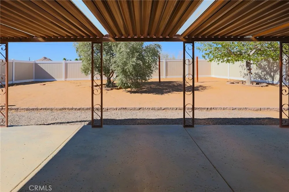 16248 Saint Timothy Apple Valley, CA 92307