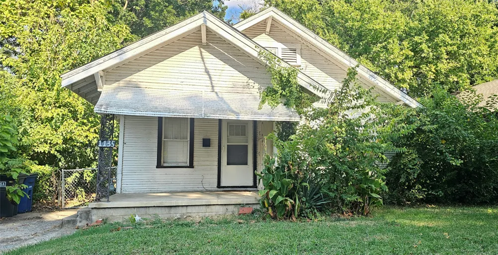 1135 S Quaker Avenue Tulsa, OK 74120