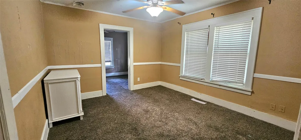 1135 S Quaker Avenue Tulsa, OK 74120