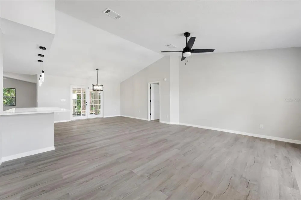 172 SHADY PINE LANE Nokomis, FL 34275
