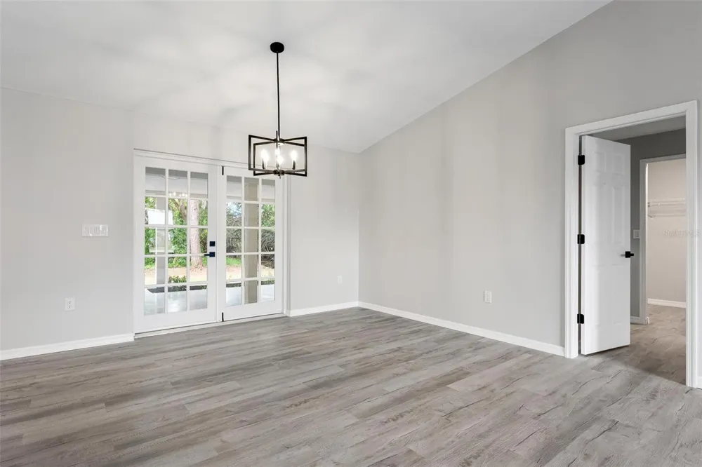 172 SHADY PINE LANE Nokomis, FL 34275