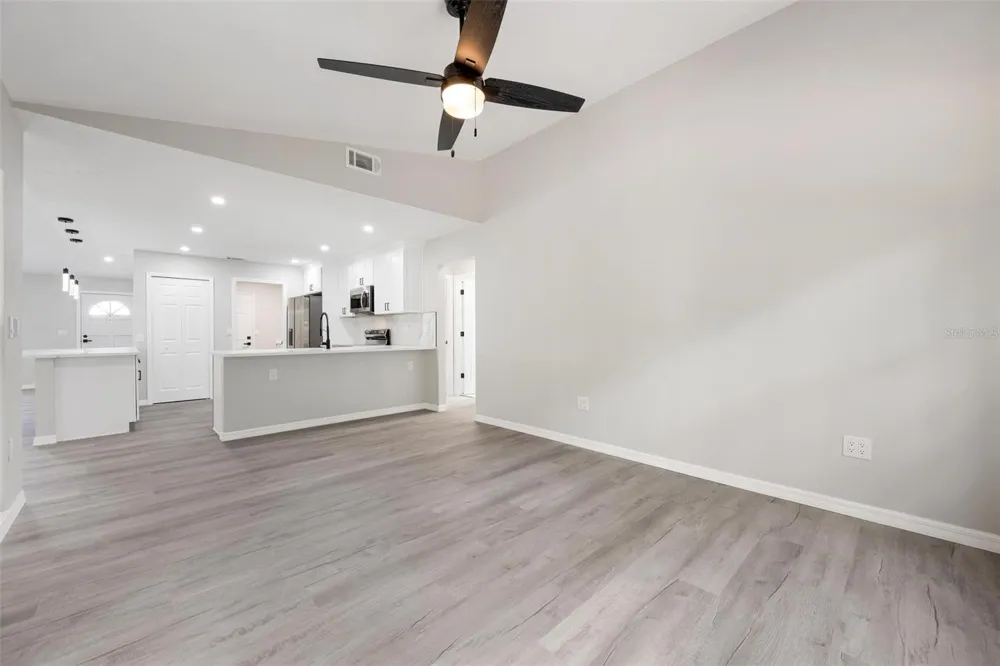 172 SHADY PINE LANE Nokomis, FL 34275