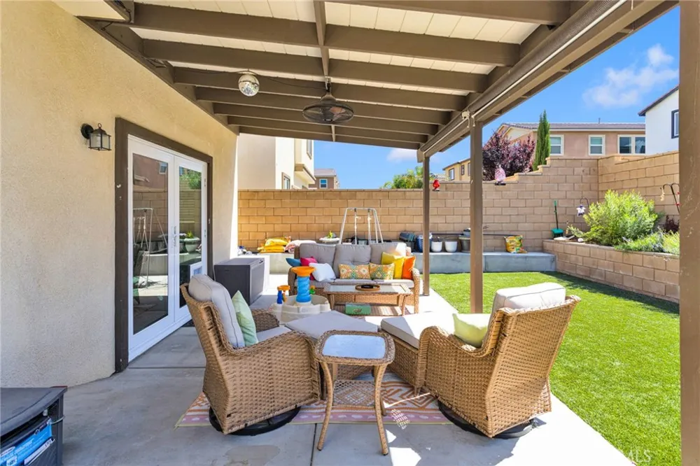 12906 Echo Valley Victorville, CA 92392