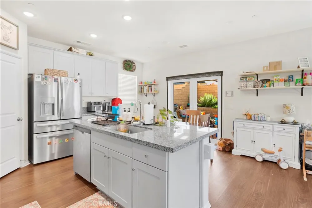12906 Echo Valley Victorville, CA 92392