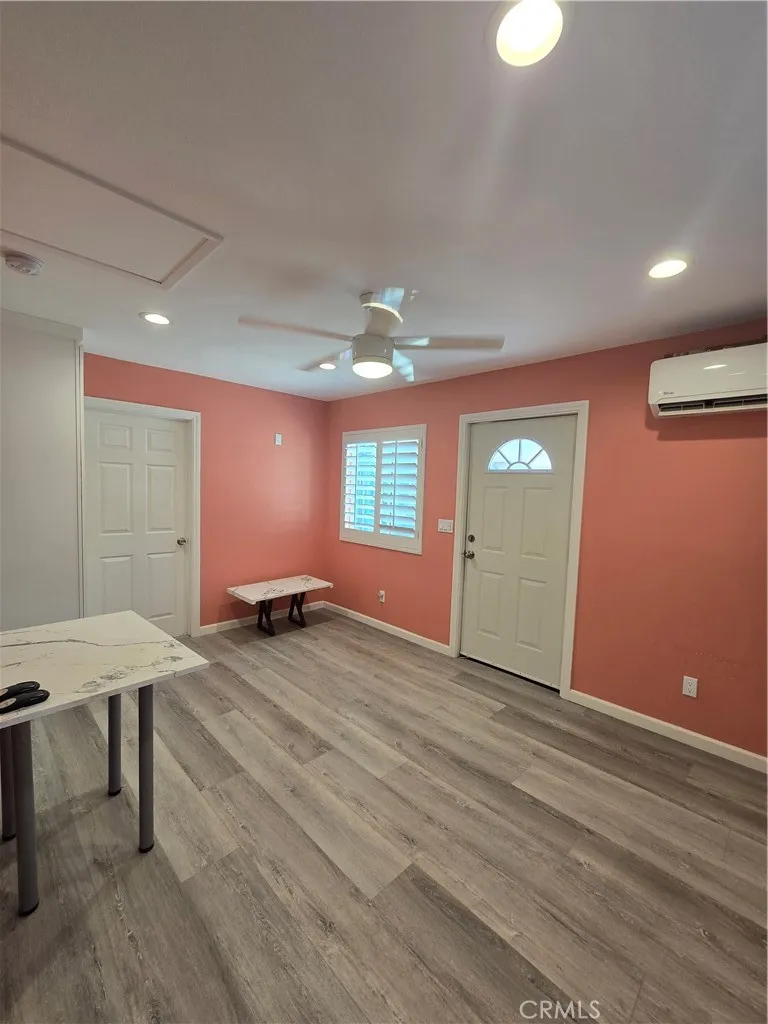 18546 Elkwood Street Reseda, CA 91335