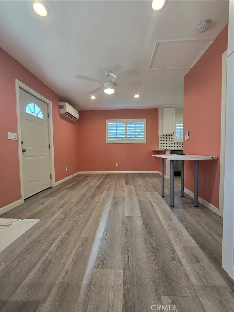 18546 Elkwood Street Reseda, CA 91335