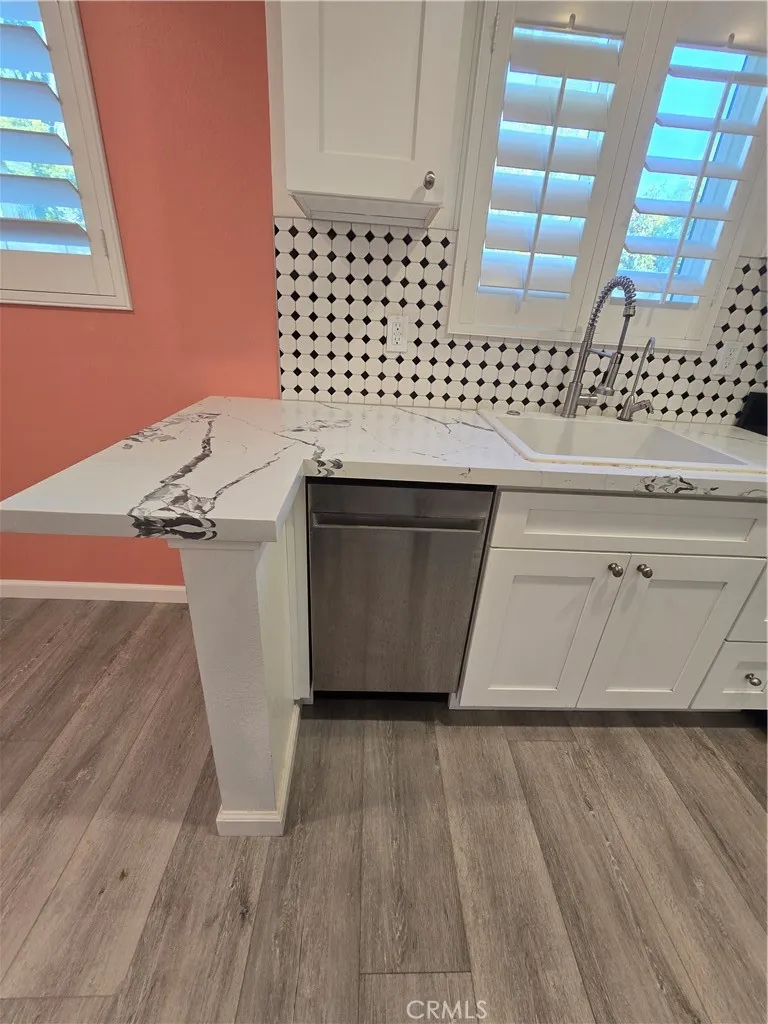 18546 Elkwood Street Reseda, CA 91335
