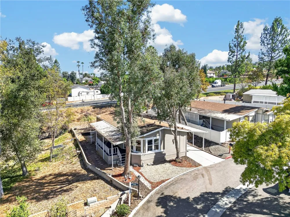 15181 Van Buren #303 Riverside, CA 92504