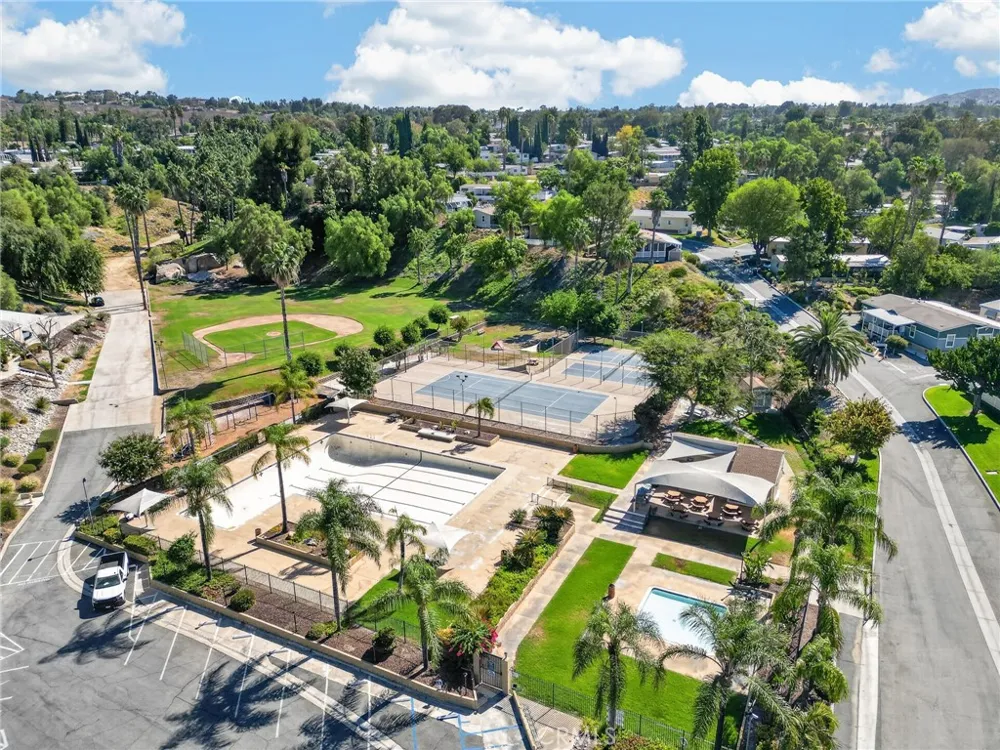15181 Van Buren #303 Riverside, CA 92504
