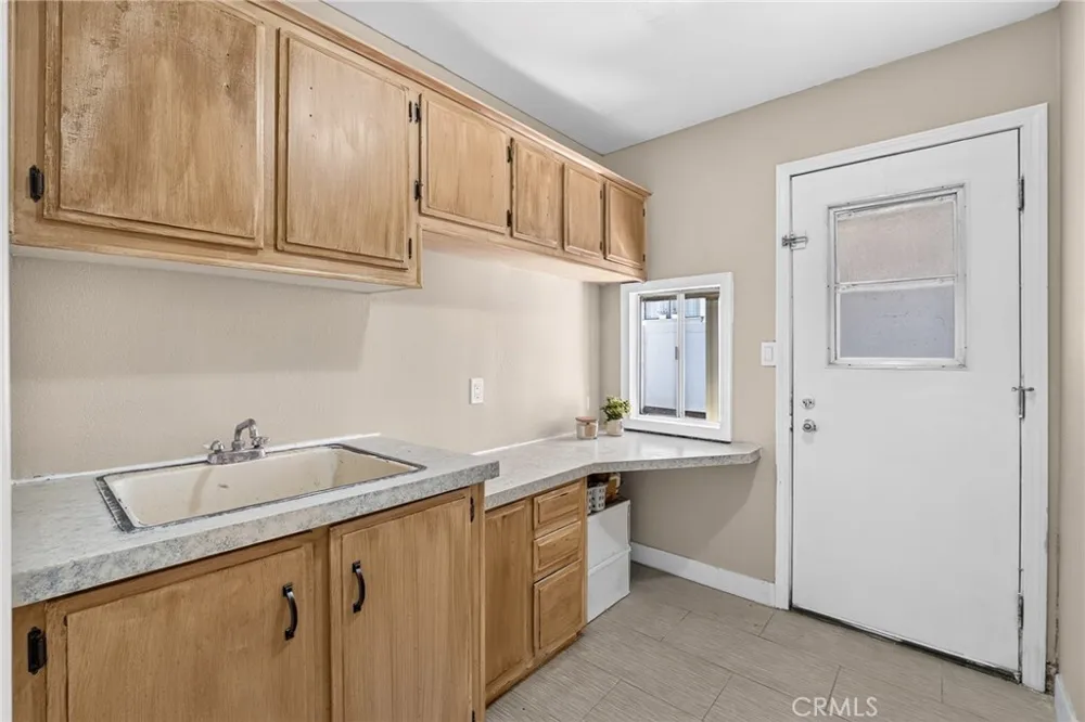 15181 Van Buren #303 Riverside, CA 92504