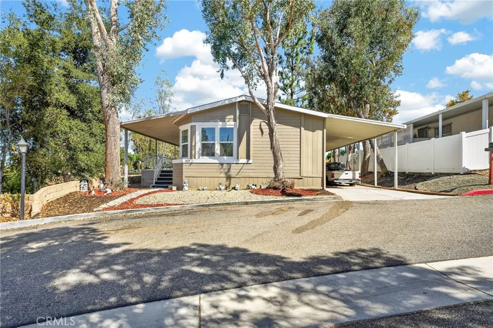 15181 Van Buren #303 Riverside, CA 92504
