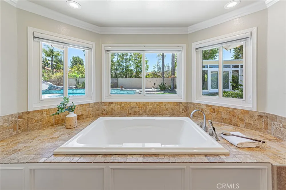 22260 Starlight Drive Yorba Linda, CA 92887