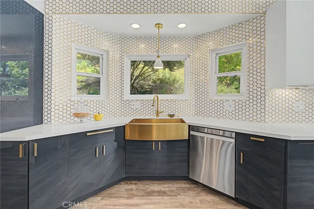 22260 Starlight Drive Yorba Linda, CA 92887