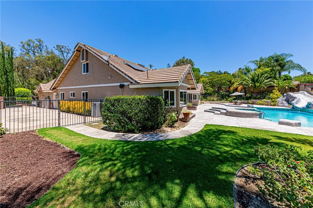 22260 Starlight Drive Yorba Linda, CA 92887