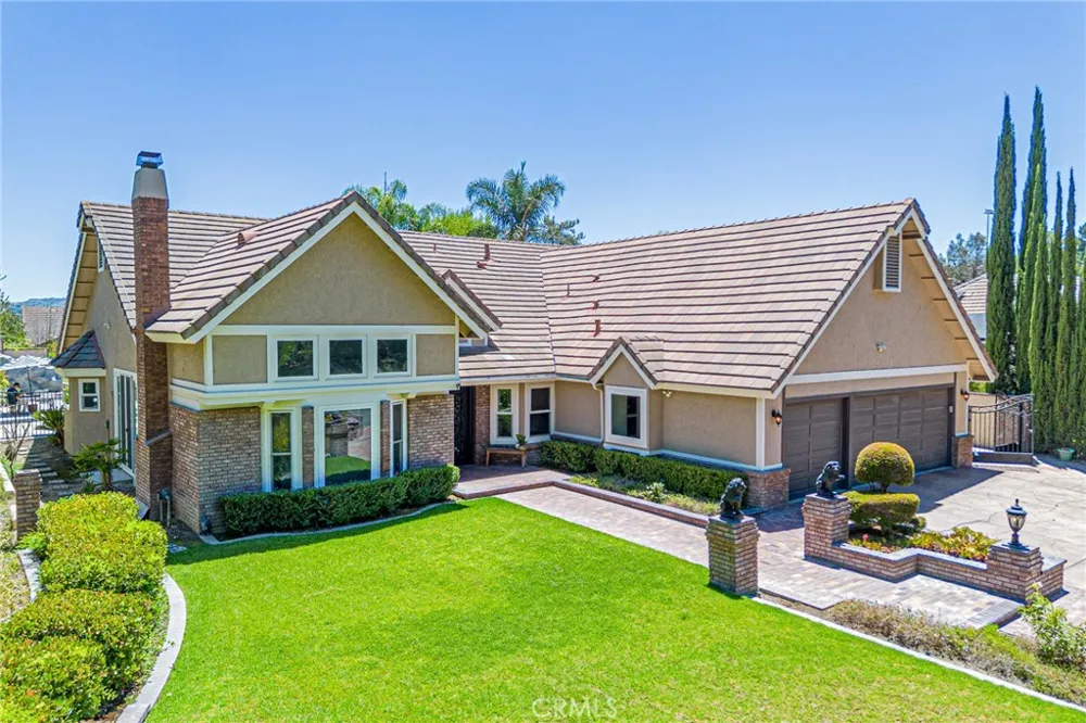 22260 Starlight Drive Yorba Linda, CA 92887