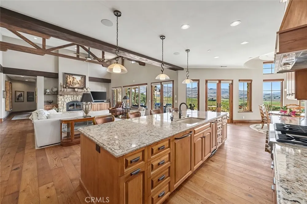 2350 Camino Edna San Luis Obispo, CA 93401