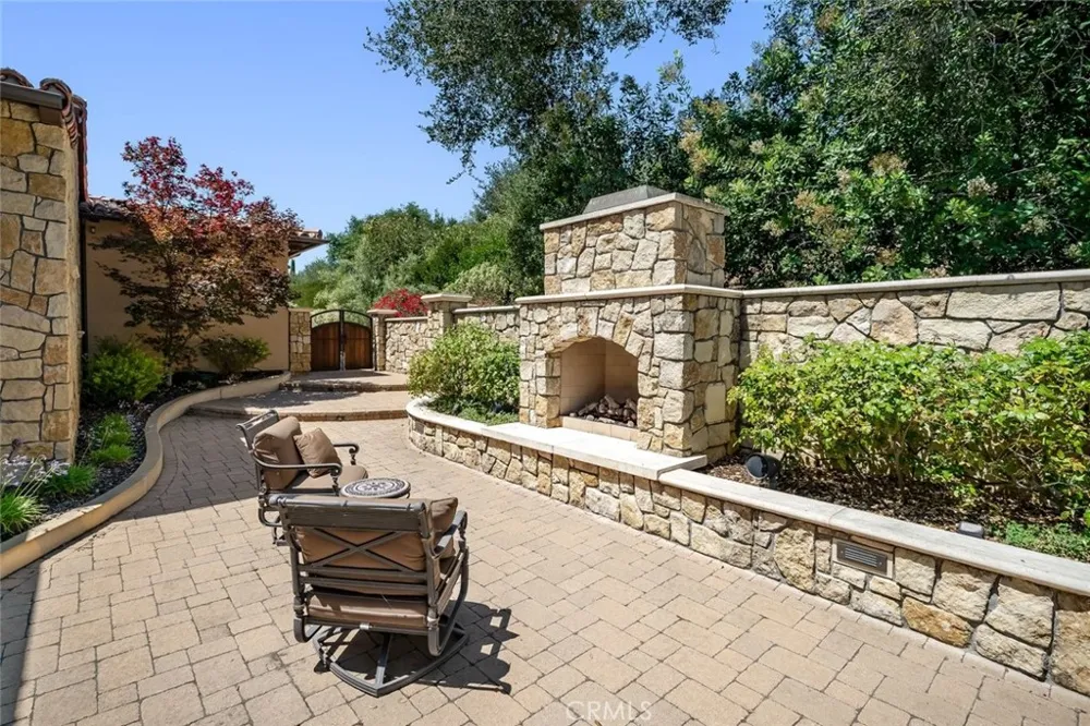 2350 Camino Edna San Luis Obispo, CA 93401