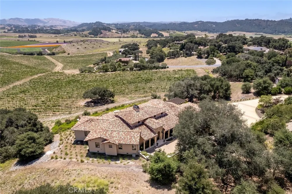 2350 Camino Edna San Luis Obispo, CA 93401