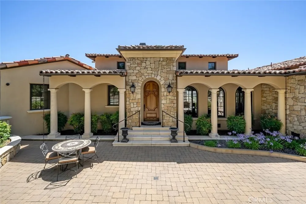 2350 Camino Edna San Luis Obispo, CA 93401