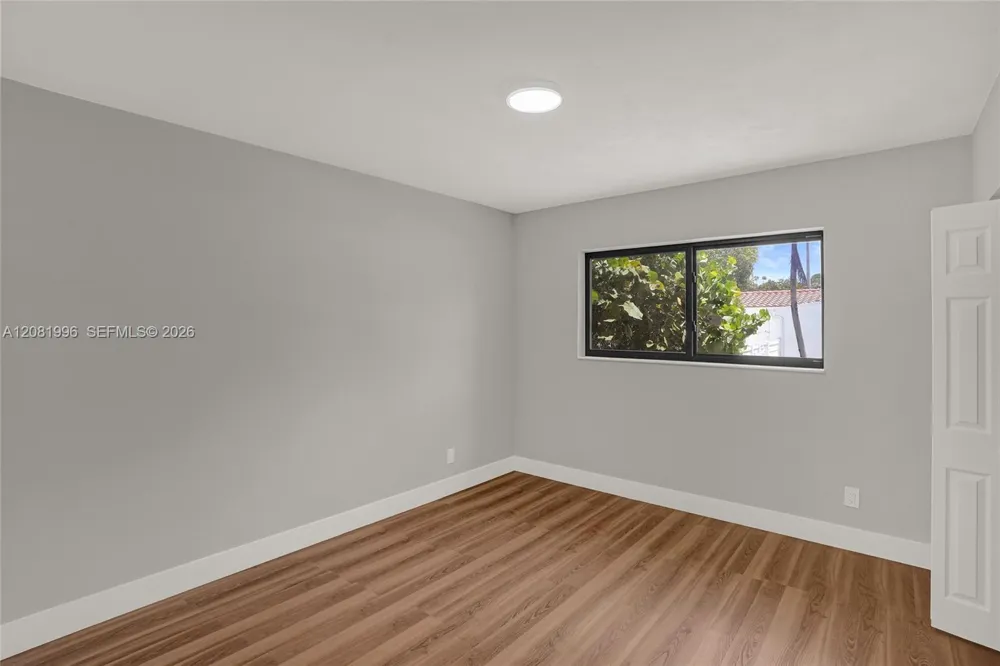 555 NW 124th St North Miami, FL 33168