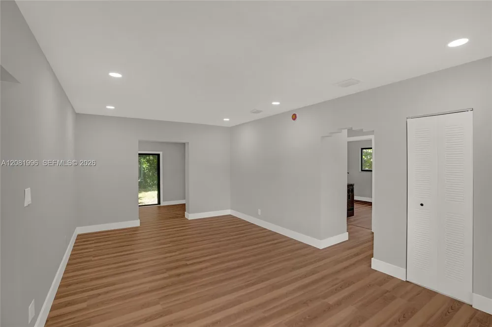555 NW 124th St North Miami, FL 33168