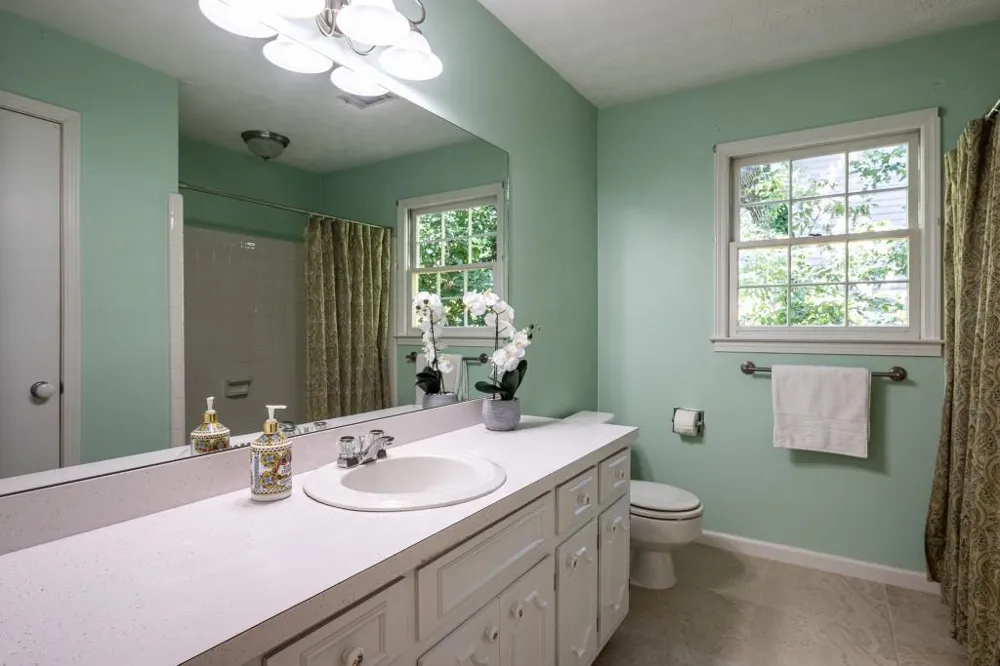 1126 Timothy Terrace Tucker, GA 30084