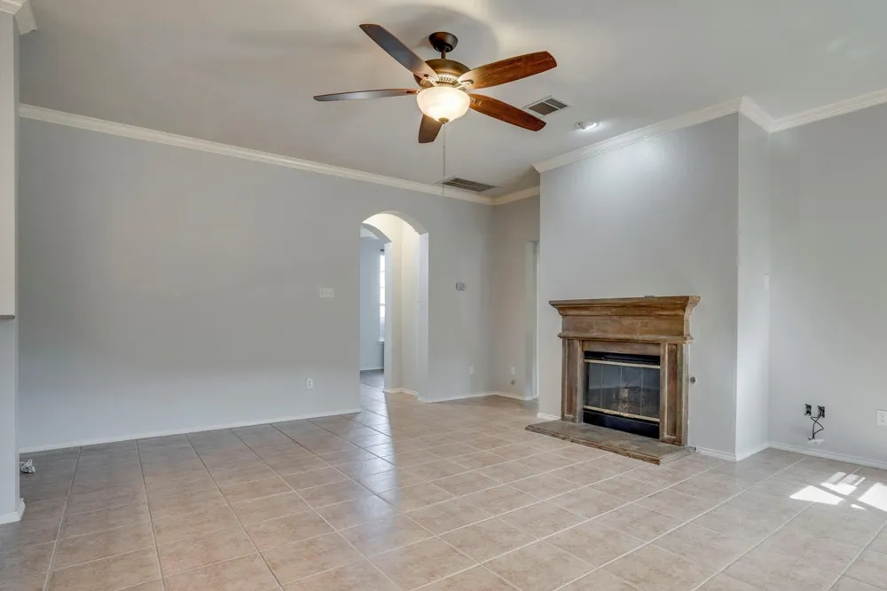 3816 Johnson Drive Carrollton, TX 75010