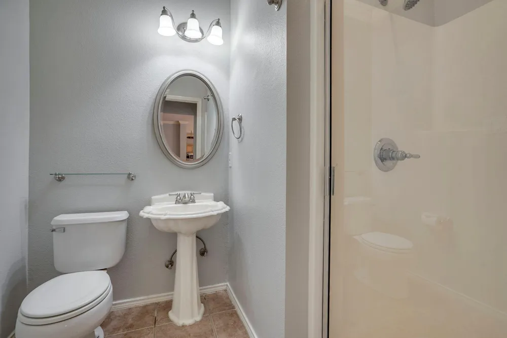 3816 Johnson Drive Carrollton, TX 75010