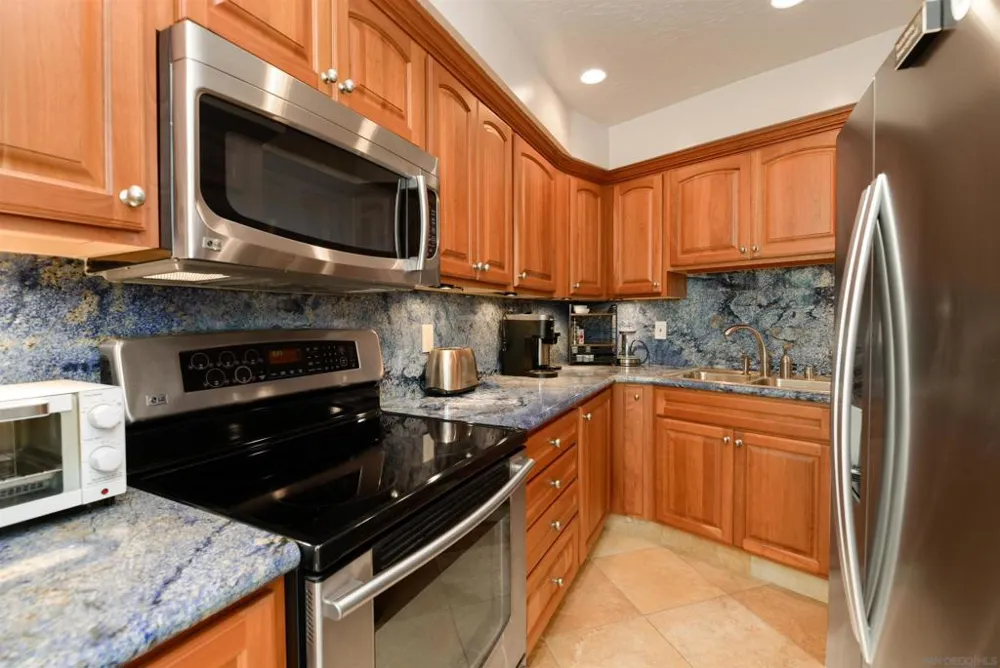 4909 Orchard Avenue #103 San Diego, CA 92107