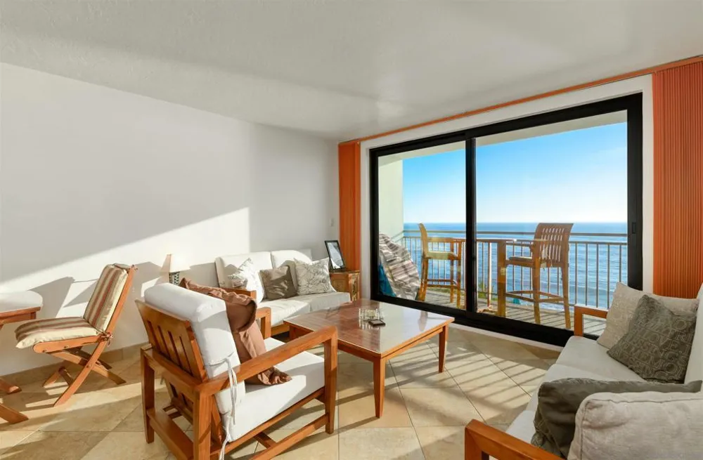 4909 Orchard Avenue #103 San Diego, CA 92107