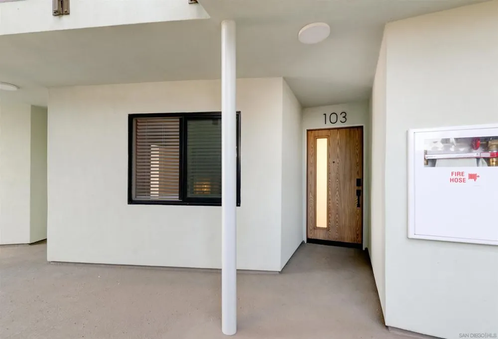 4909 Orchard Avenue #103 San Diego, CA 92107