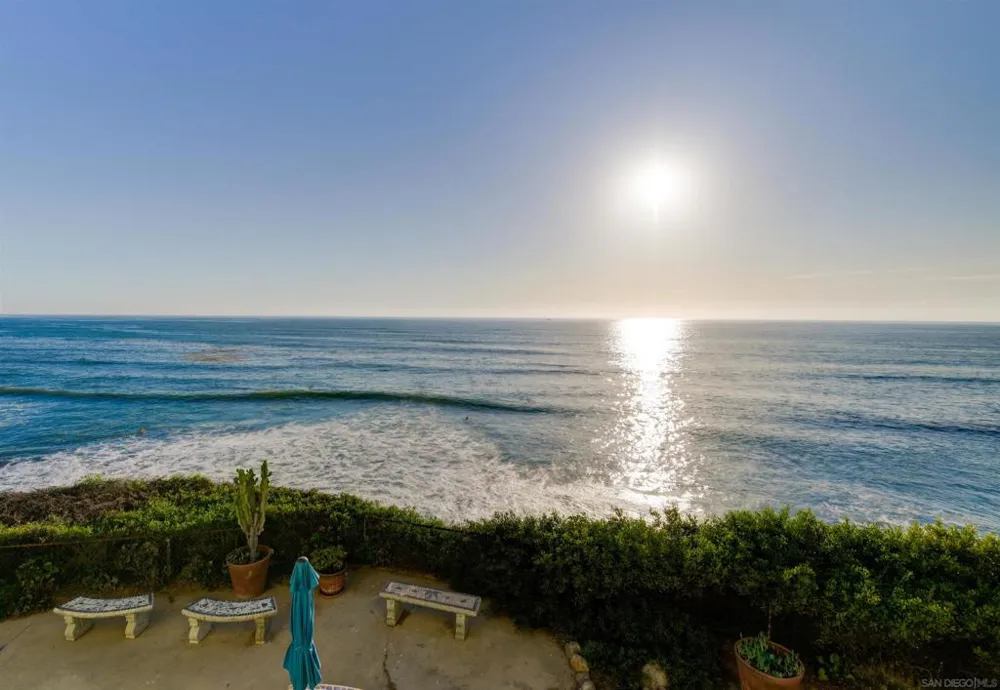 4909 Orchard Avenue #103 San Diego, CA 92107
